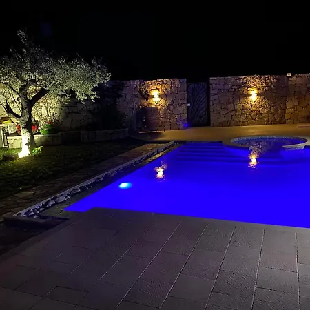 Grazia Villa *